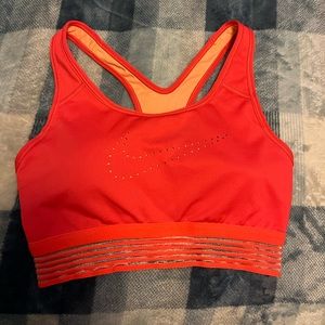Nike sports bra size small